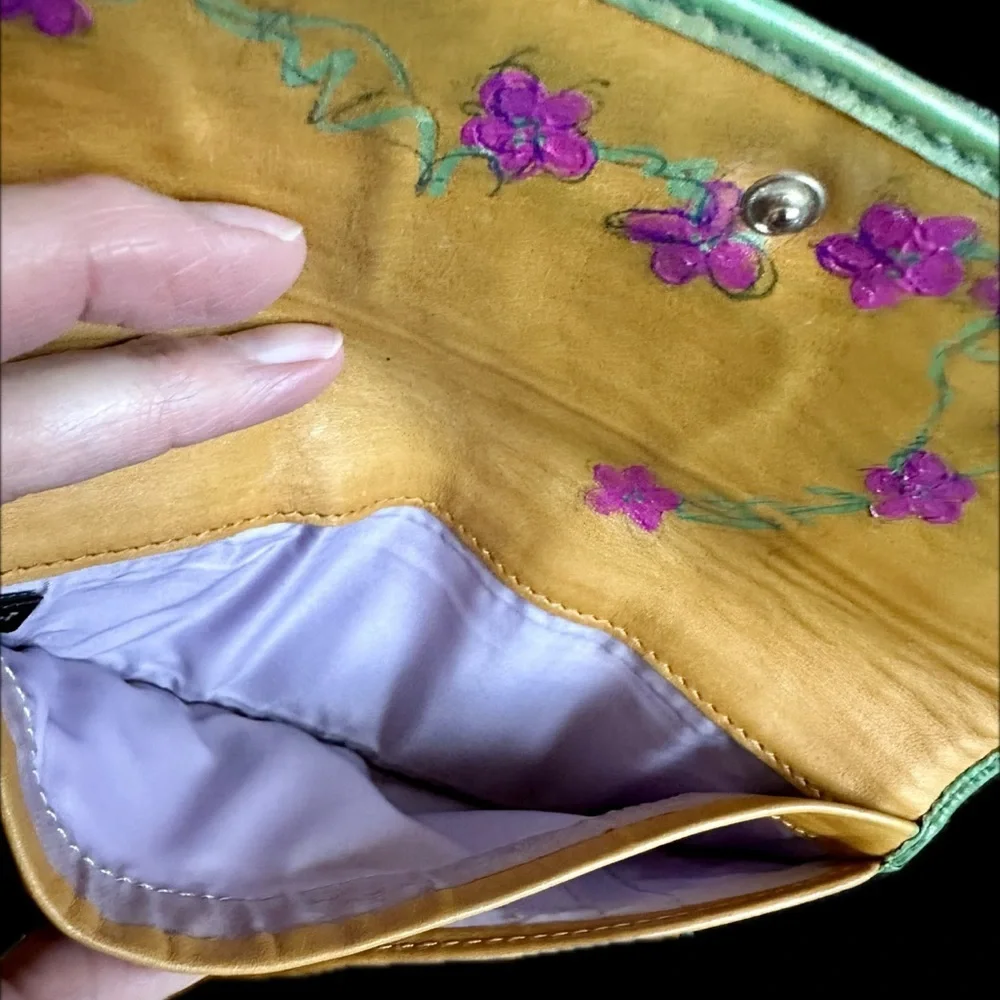 Coach Upcycled wallet in leather and whole new look!! Beautiful and classy